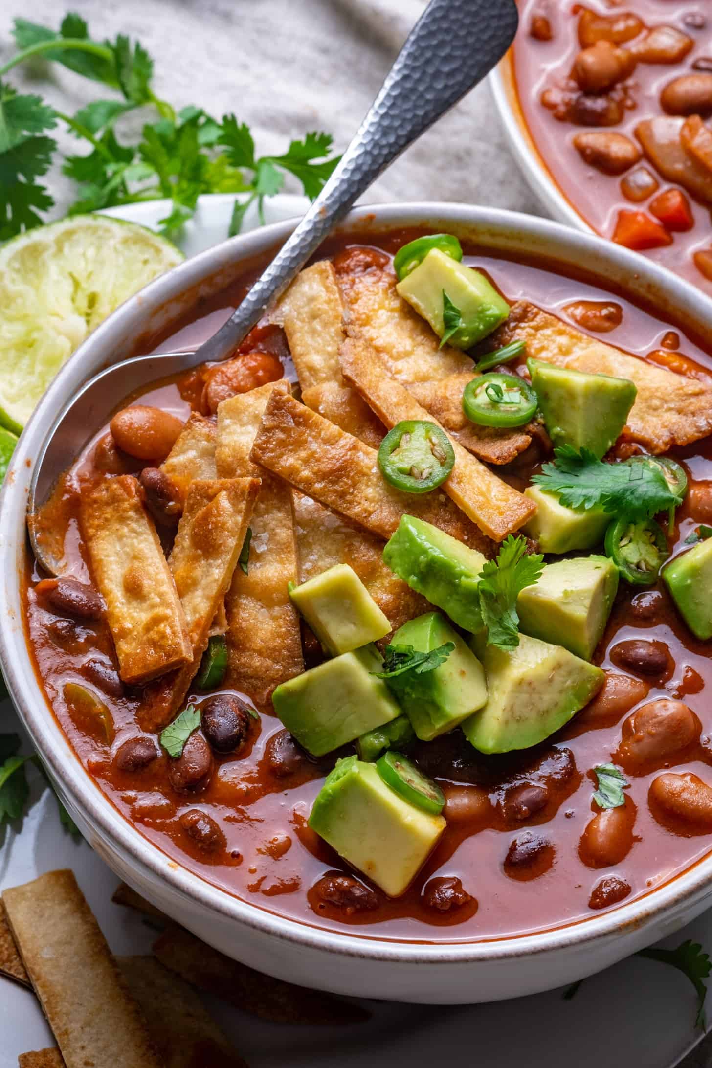 Flavorful Meatless Tortilla Soup: A Healthy & Quick Alternative